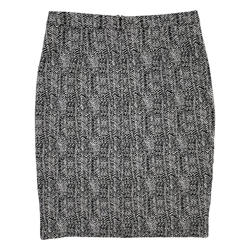 BANANA REPUBLIC Skirt Size 8 Abstract Herringbone Black White Straight NWOT